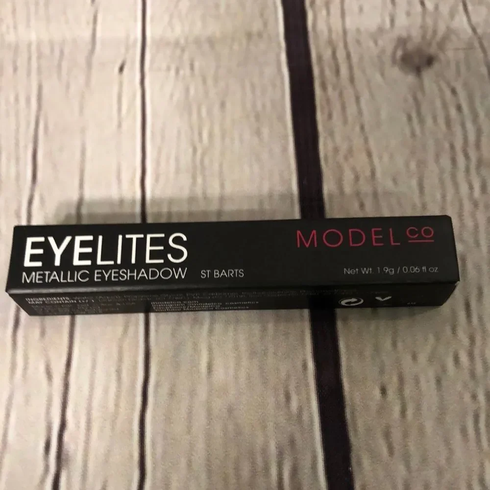 Model Co Eyelites Metallic Eyeshadow St Barts New in Box